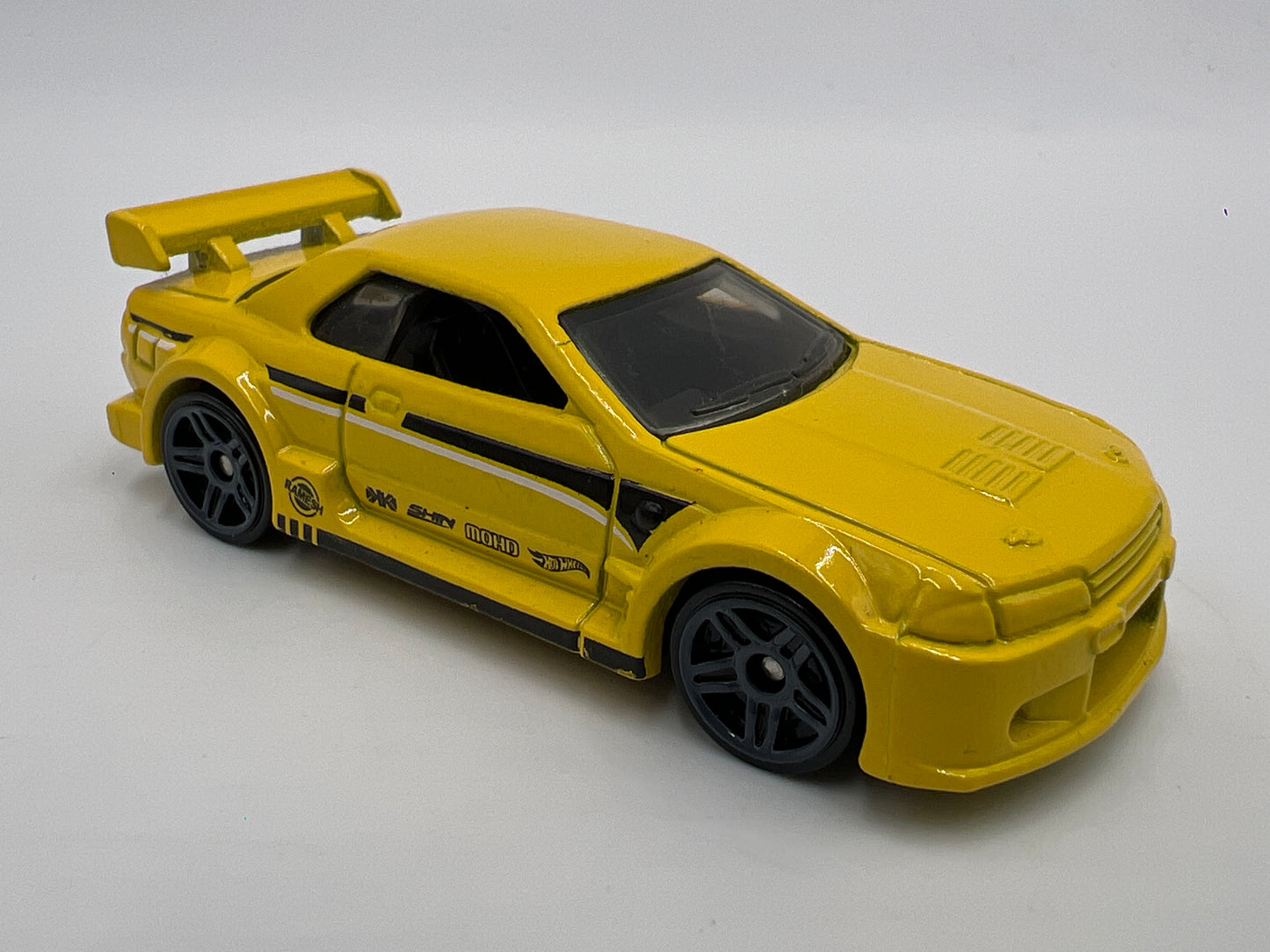 Hot Wheels 1/64 5 Pack Multipack Exclusive Nissan Skyline GR-R R32 Yellow Loose #1