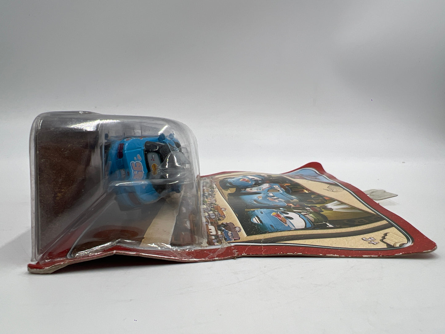 Disney Pixar The World Of Cars 2 Pack Movie Moments Dinoco Mia & Dinoco Tia 142i