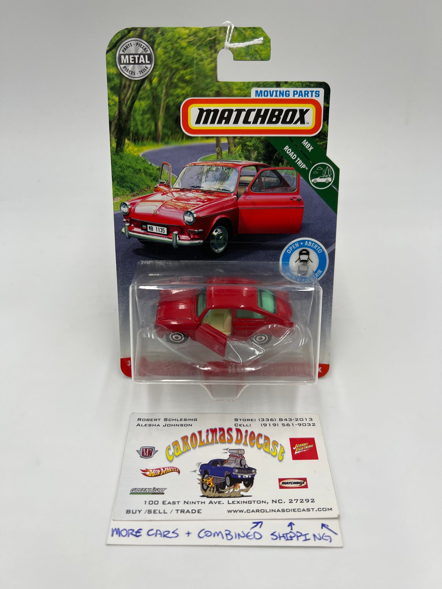 Matchbox Moving Parts MBX Road Trip 65 Volkswagen Type 3 Fastback Red 167J