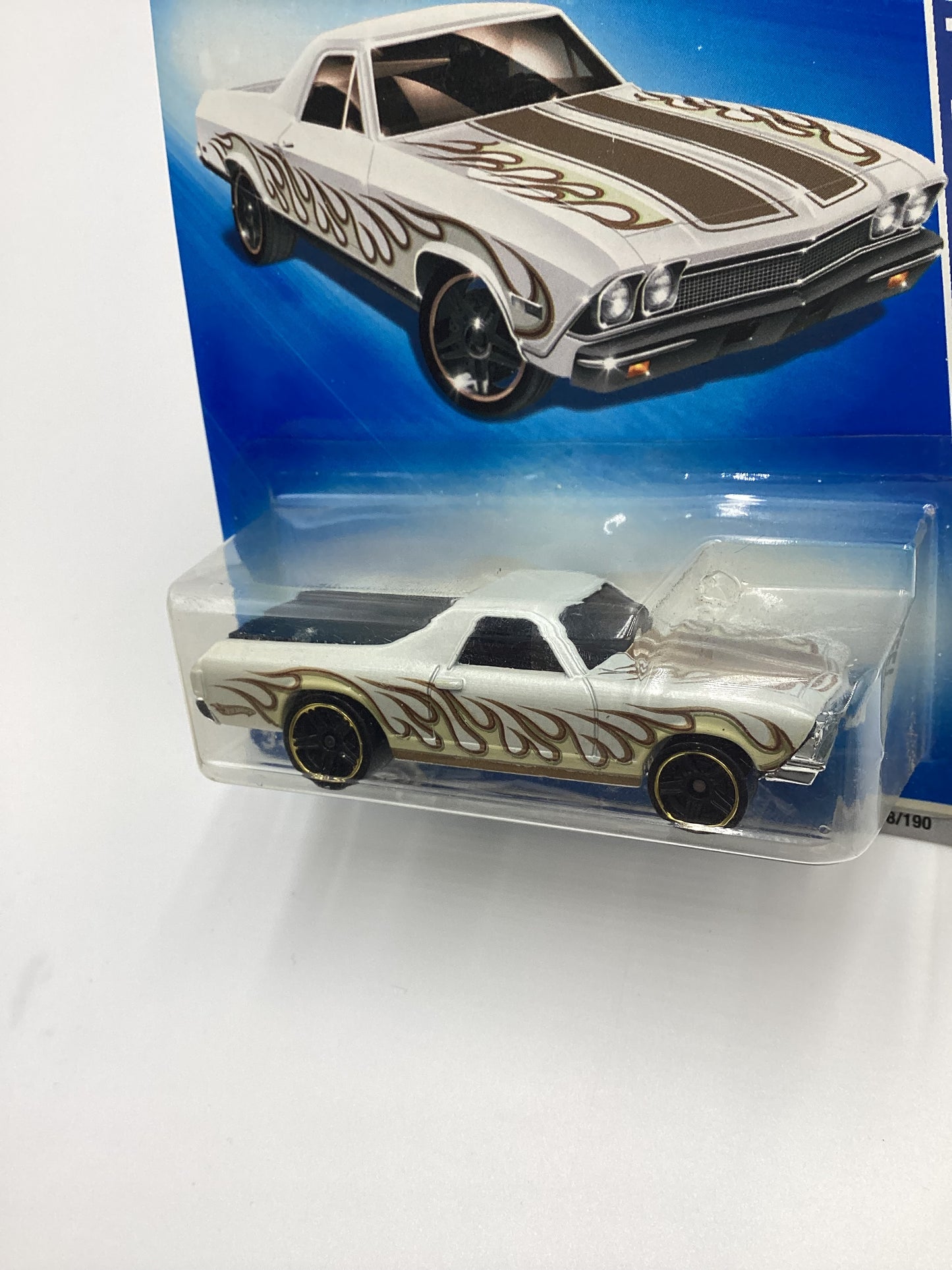 2009 Hot Wheels #118 68 Chevy El Camino White Walmart Exclusive 239A