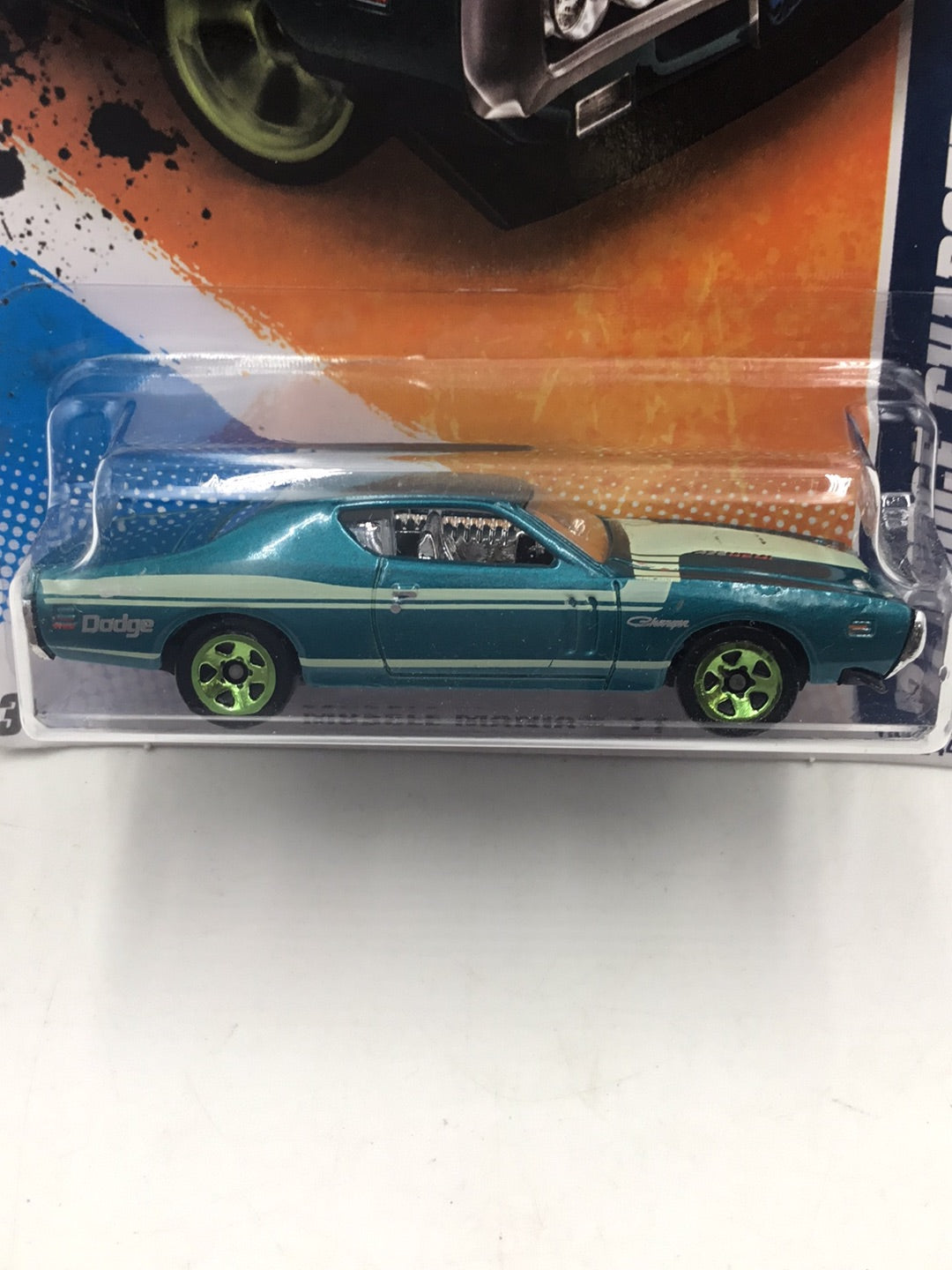 2011 Hot Wheels #108 71 Dodge Charger GG4