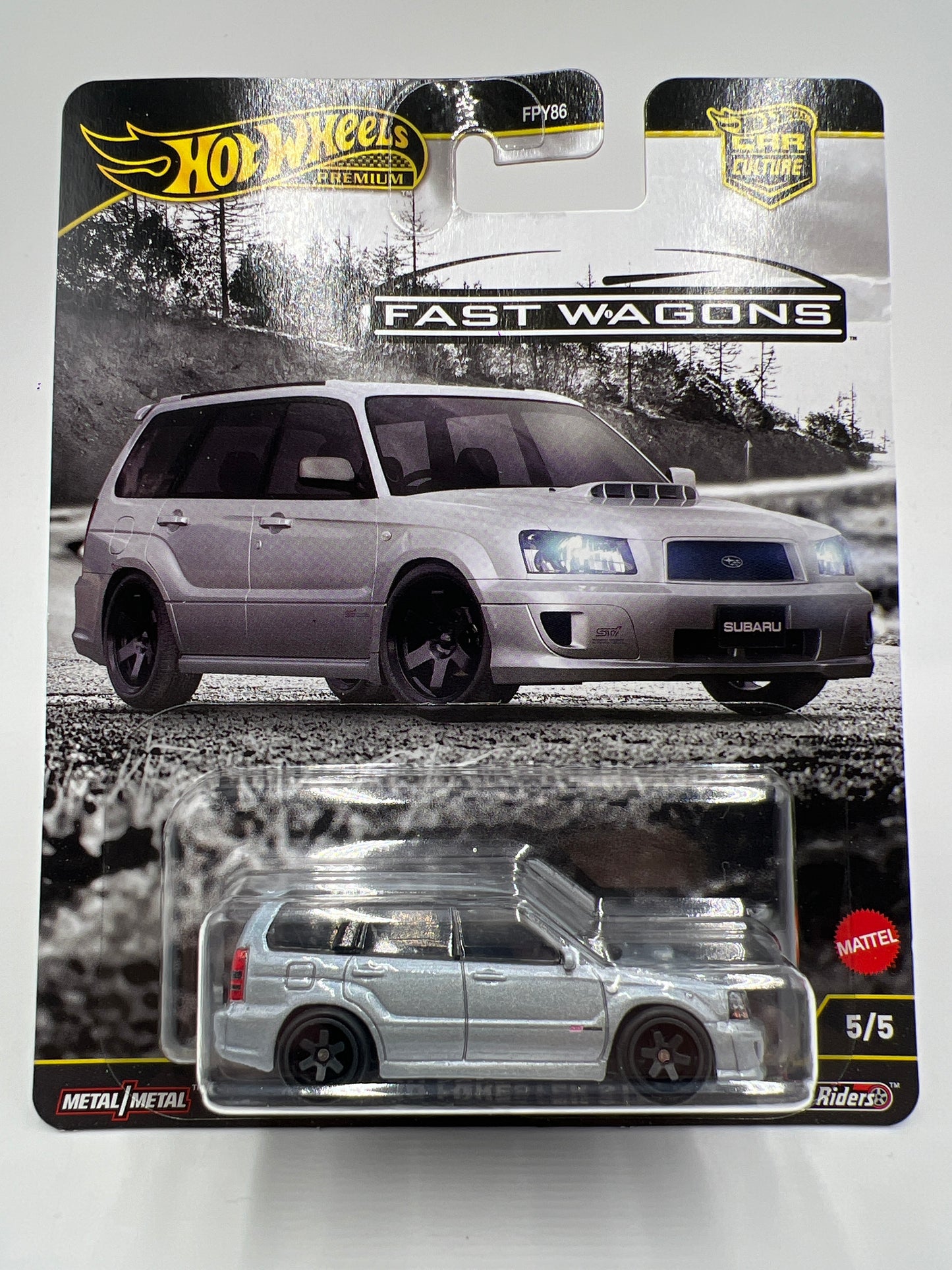 Hot Wheels Premium Fast Wagons #5 Subaru Forester STI Silver 251i