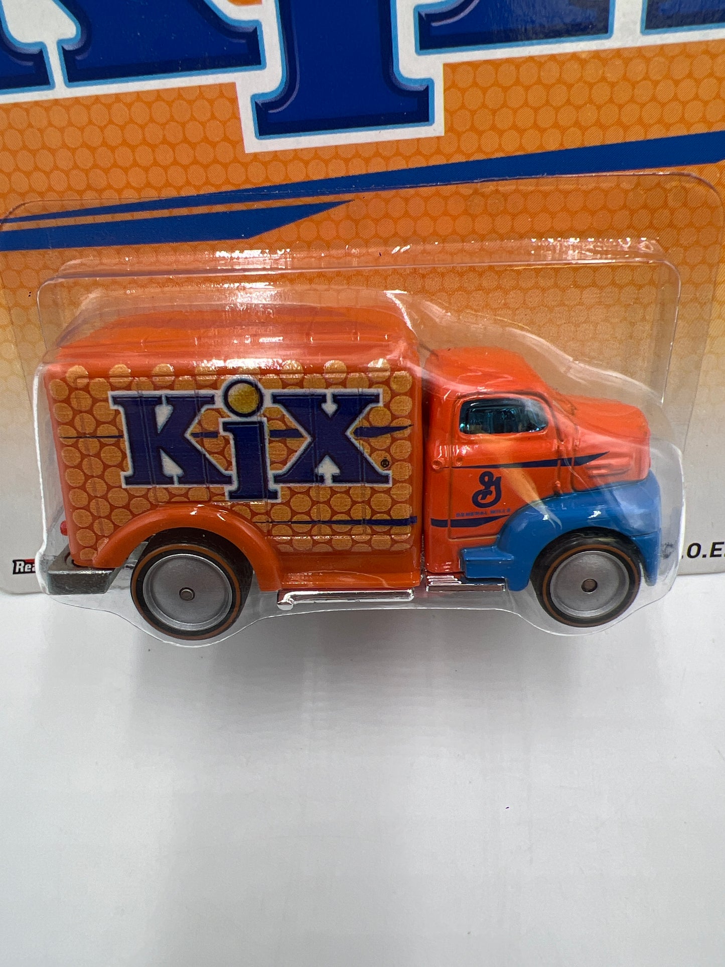 Hot Wheels Pop Culture General Mills Kix 49 Ford C.O.E 265G