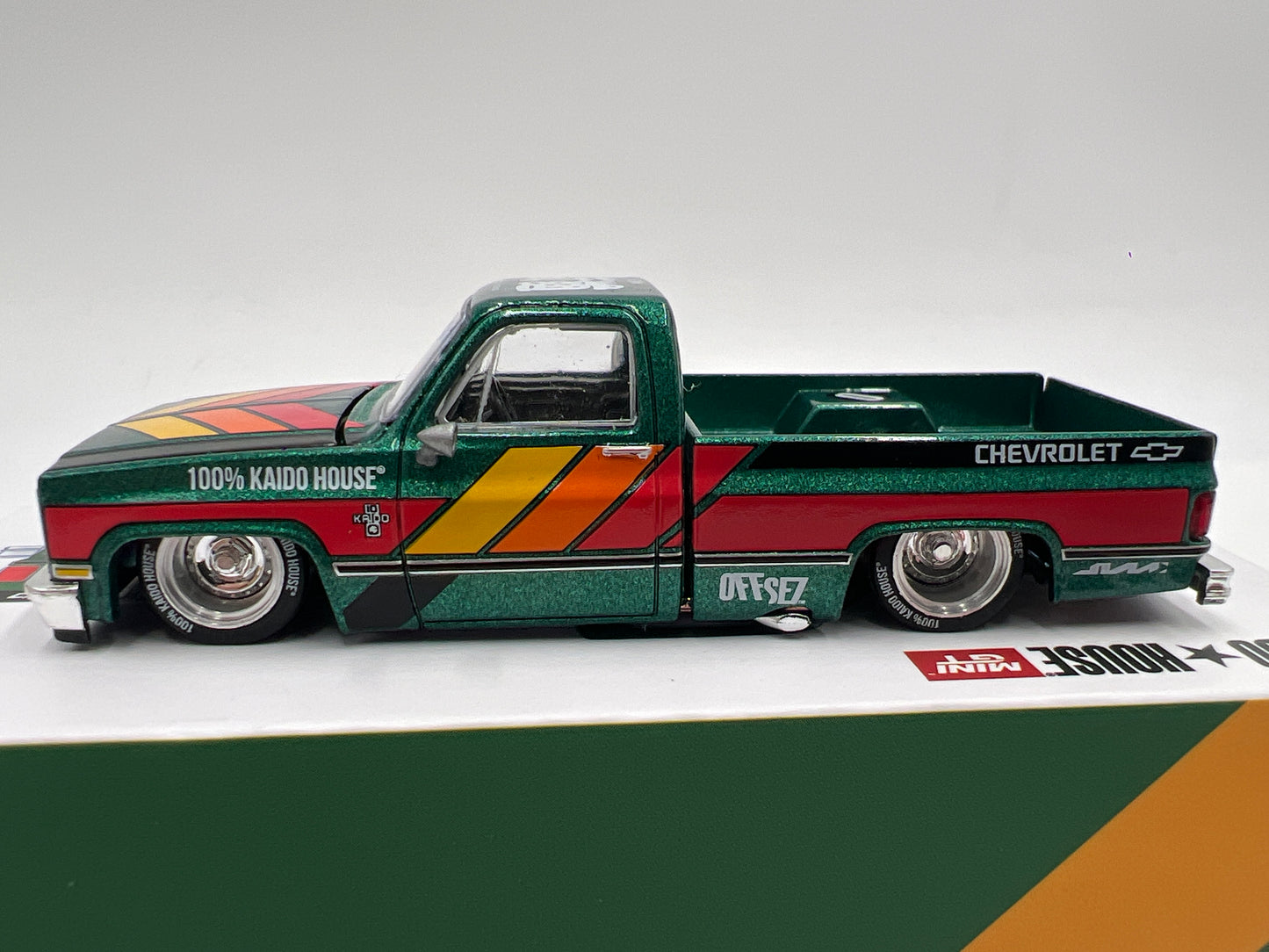 Mini GT x Kaido House #226 Chevrolet Silverado Kaido Works V3 Green