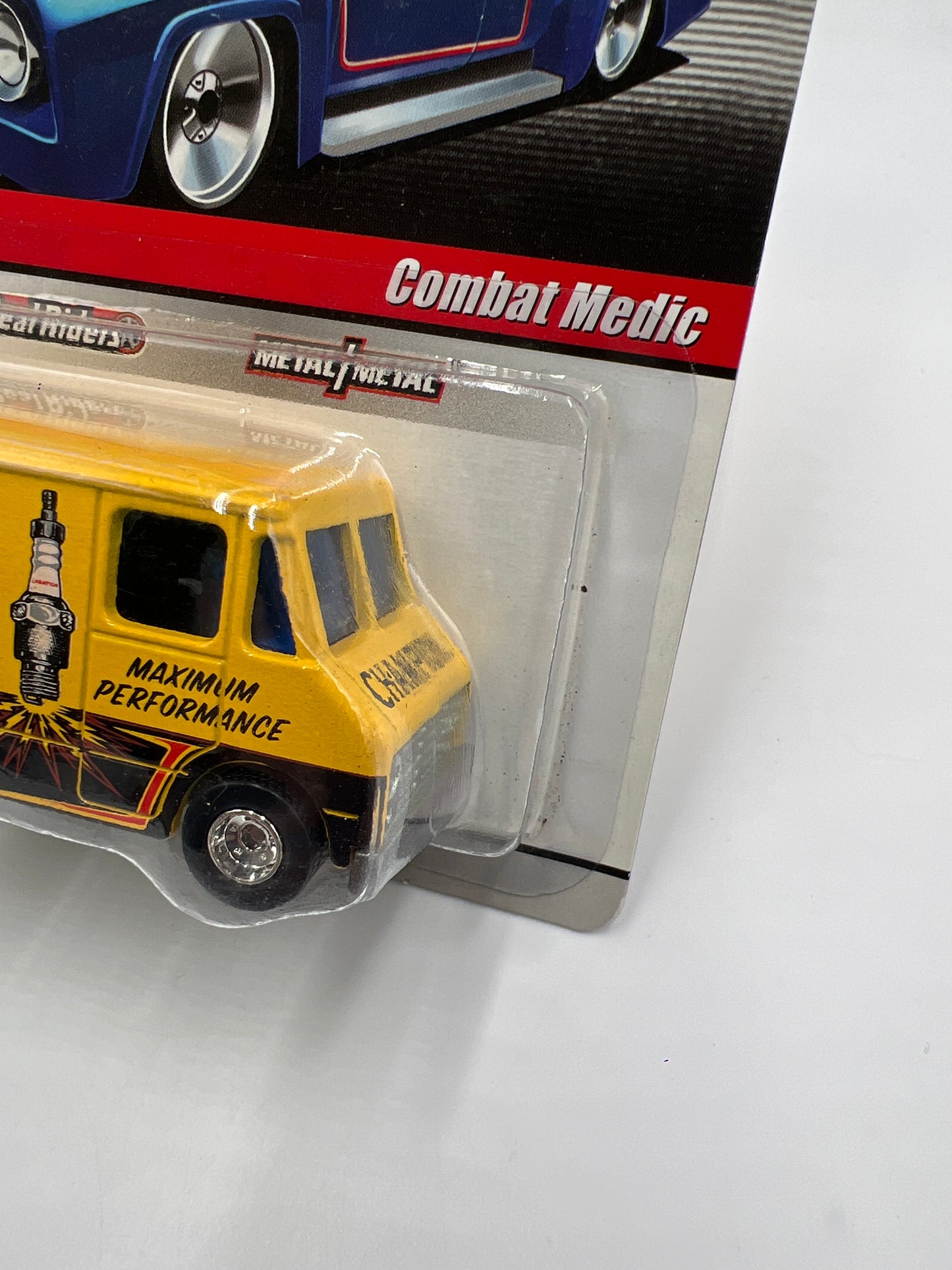 Hot Wheels Slick Rides #11 Combat Medic Champion Spark Plugs Yellow 241E