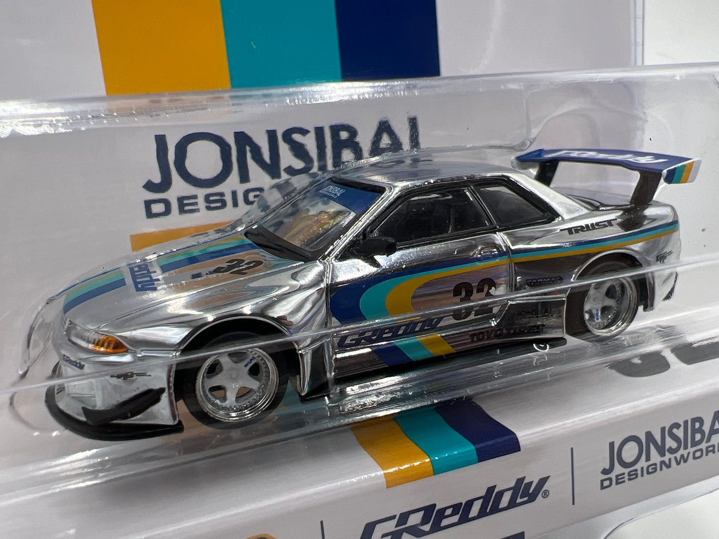 Tarmac Works Mijo Exclusives CHASE Nissan Skyline R32 Widebody Jonsibal GReddy Chrome
