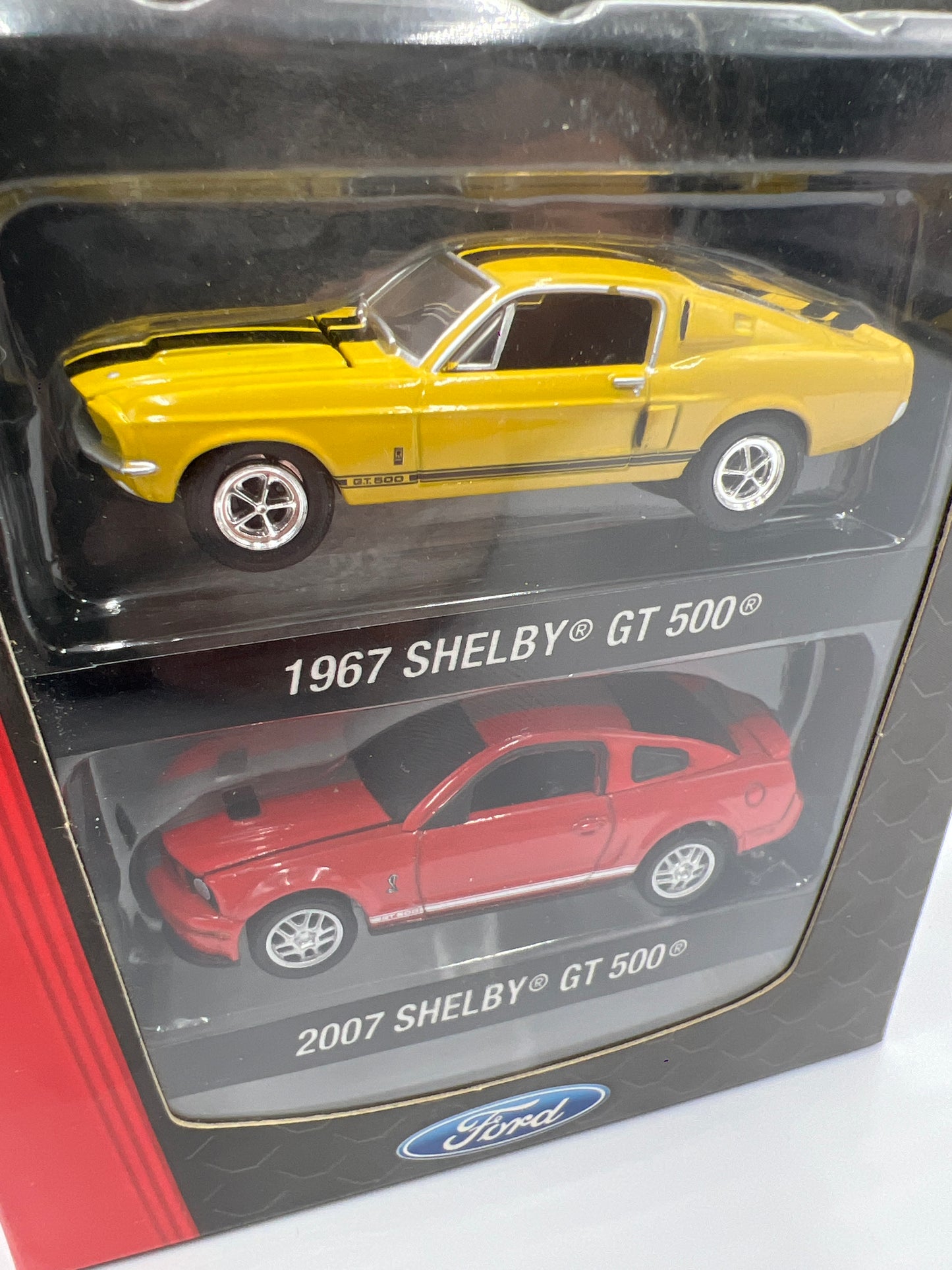 Greenlight Shelby 2 Pack 1/4000 1967 Shelby GT 500 Yellow & 2007 Shelby GT 500 Red SR