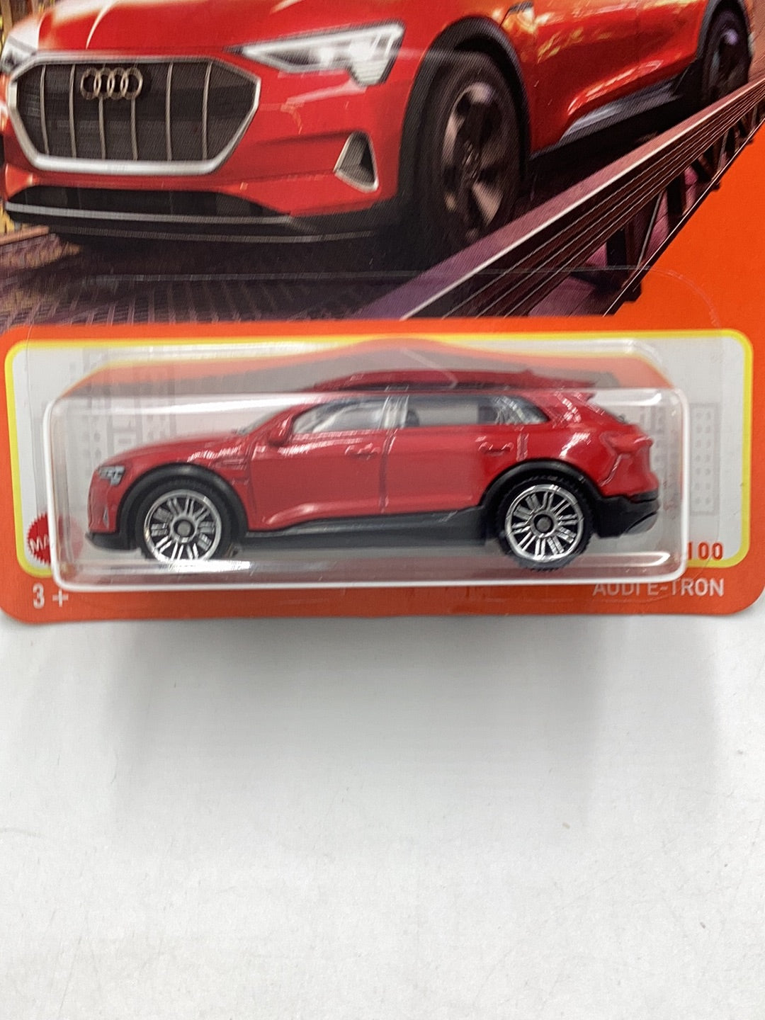 2024 matchbox #5 Audi E-Tron 107H