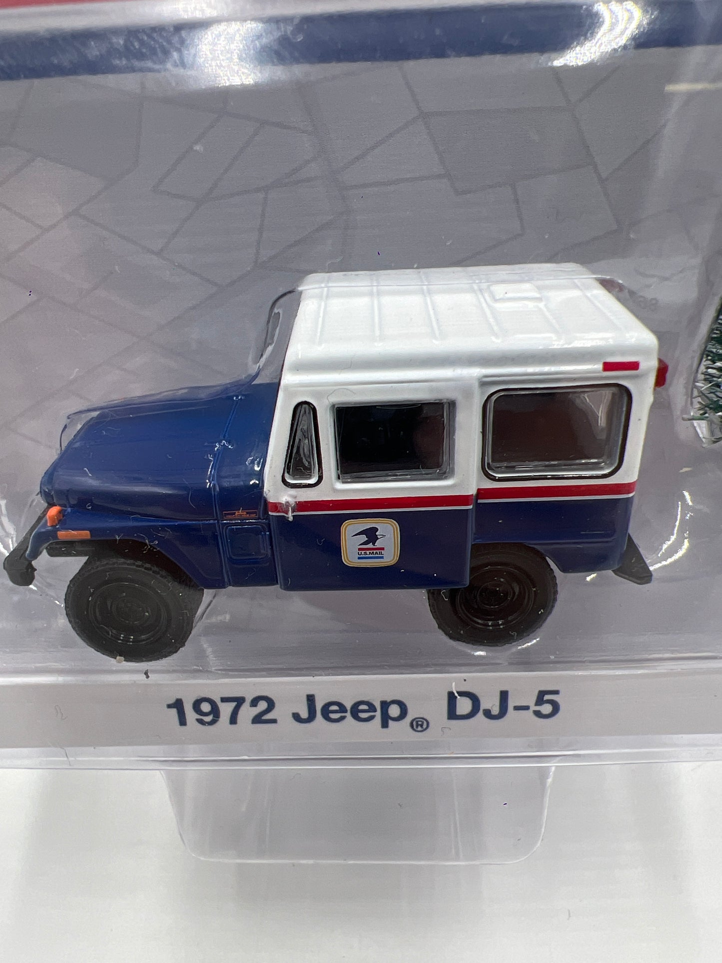 Greenlight Hobby Exclusive United States Postal Service 1972 Jeep DJ-5 200C