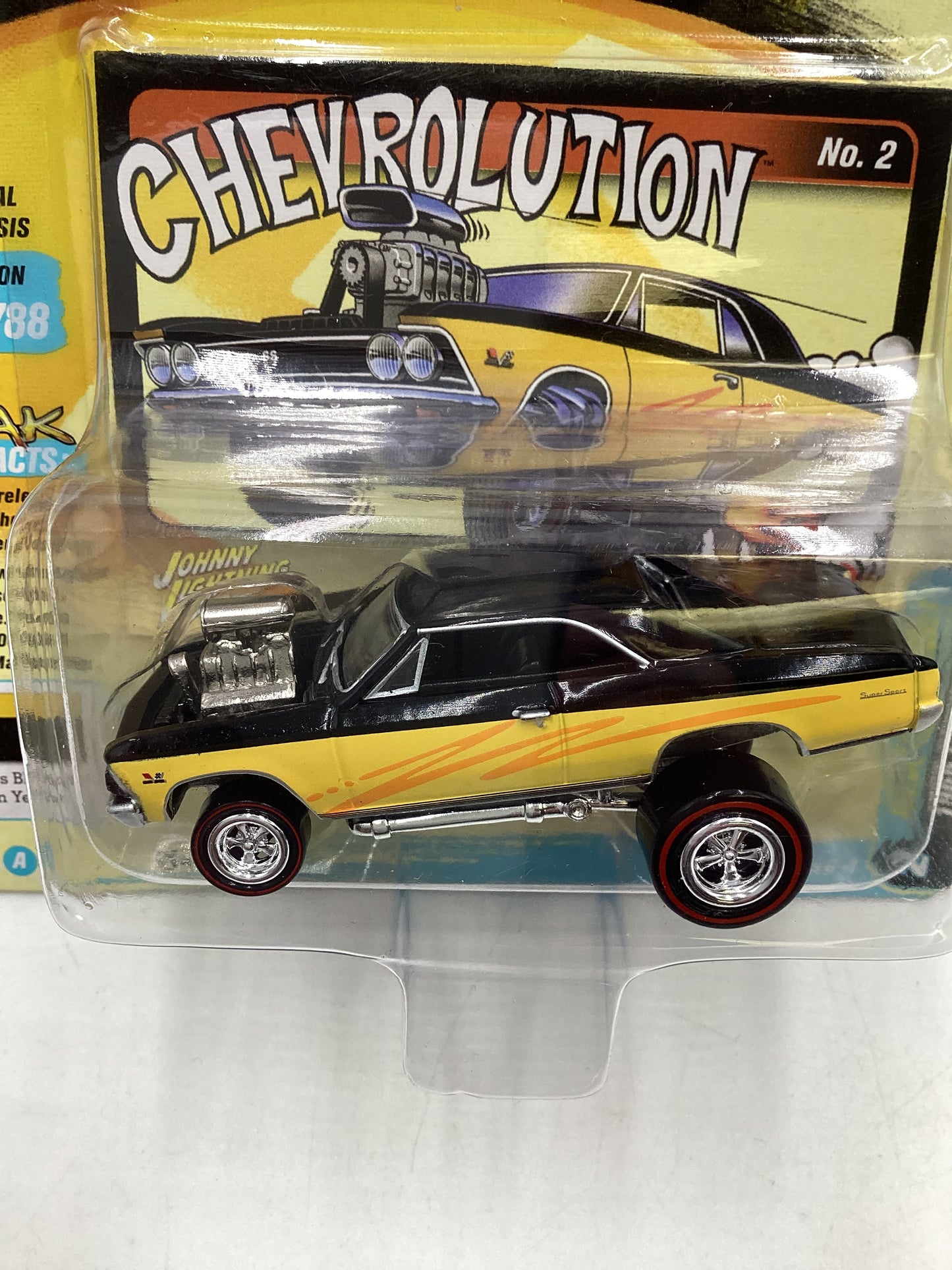 Johnny Lightning ZINGERS Series 2 1966 Chevy Chevelle Yellow/Black 186G