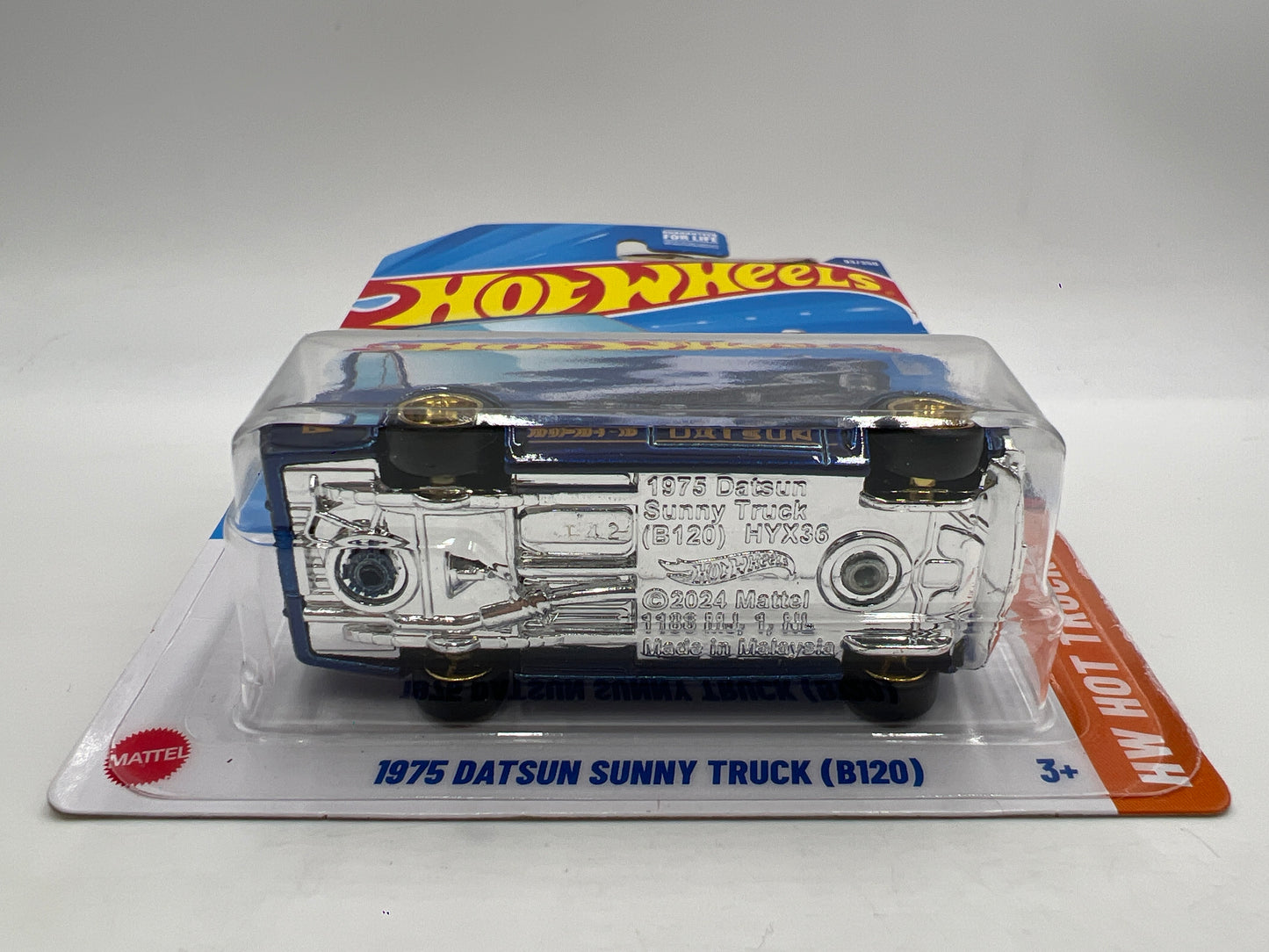 2025 Hot Wheels Super Treasure Hunt #93 1975 Datsun Sunny Truck B120 Blue W/Protector
