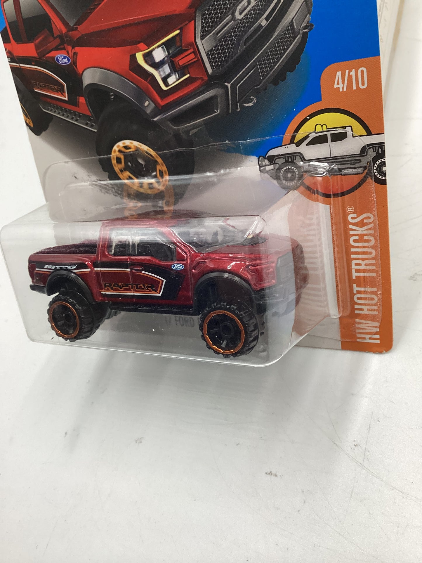 2017 Hot Wheels Hot Trucks #10 17 Ford F150 Raptor Red