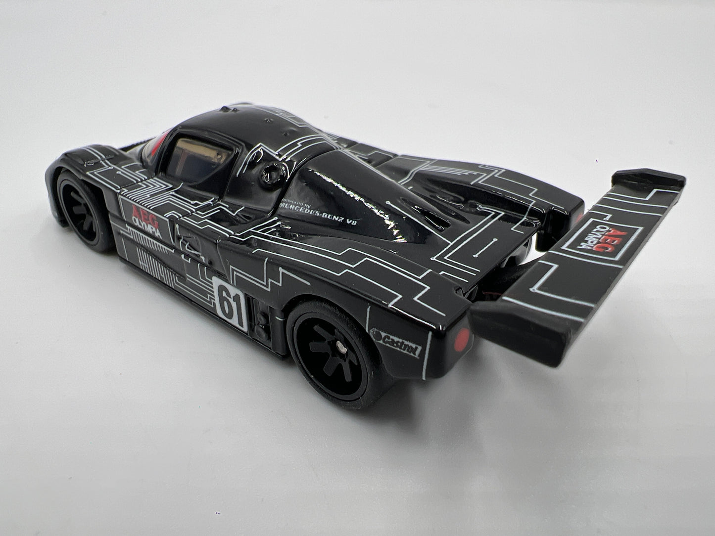 Hot Wheels 1/64 Premium Diorama Set Sauber-Mercedes C9 Black Loose