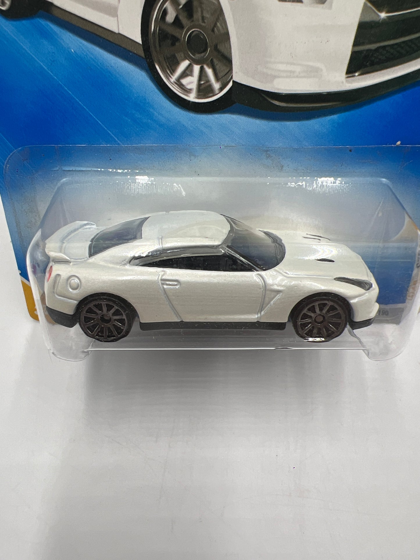 2009 Hot Wheels New Models #001 2009 Nissan GT-R White  HTF Smoked Chrome Wheels W/Protector