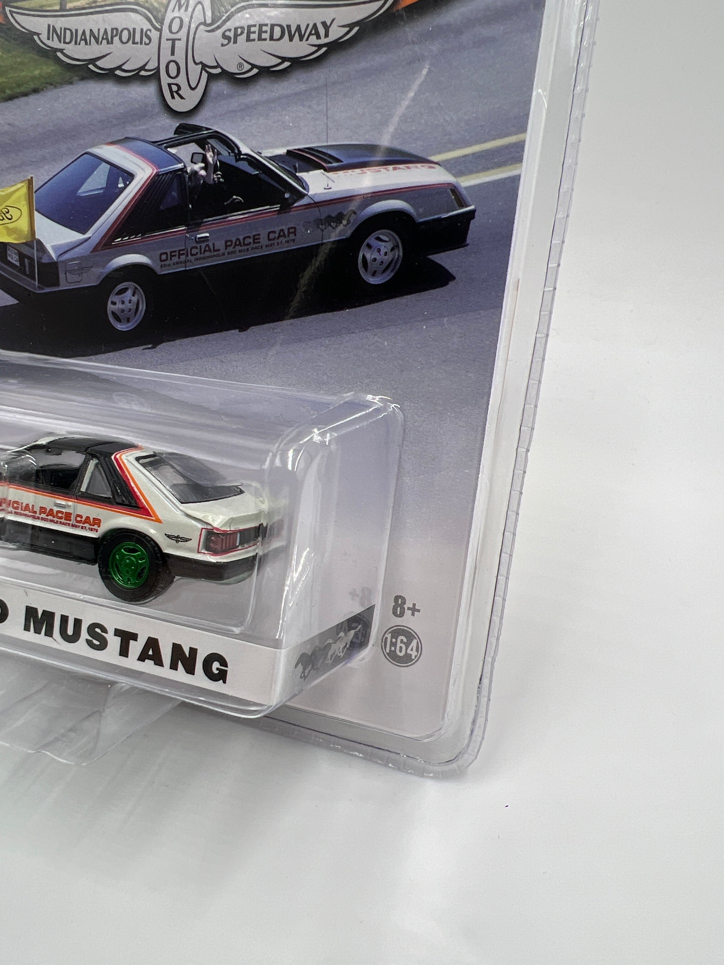Greenlight Hobby Exclusive Indianapolis Motor Speedway CHASE 1979 Ford Mustang Pace Car
