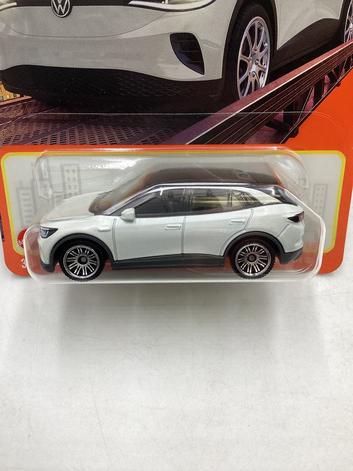 2024 Matchbox G Case #90 Volkswagen ID.4 White 211M