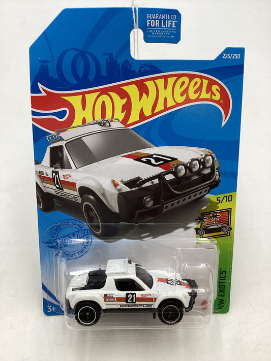 2021 Hot wheels #223 Porsche 914 Safari White 98D