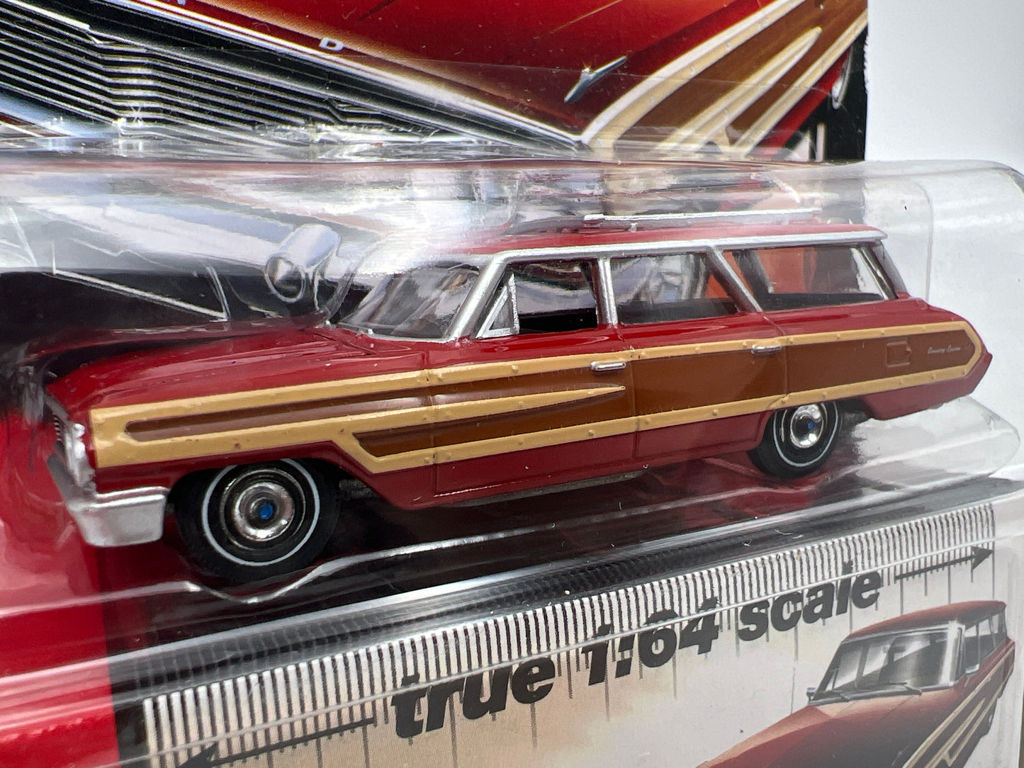 Auto World Muscle Wagons #5 1964 Ford Country Squire Red