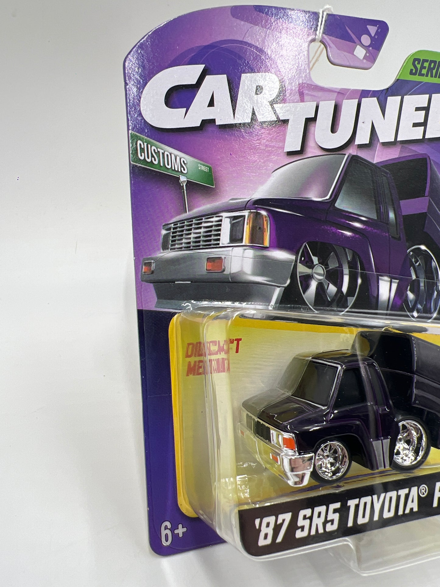 2025 MGA Car Tuned Series 6 #1 87 SR5 Toyota Pickup Purple Open Bed Version 179C