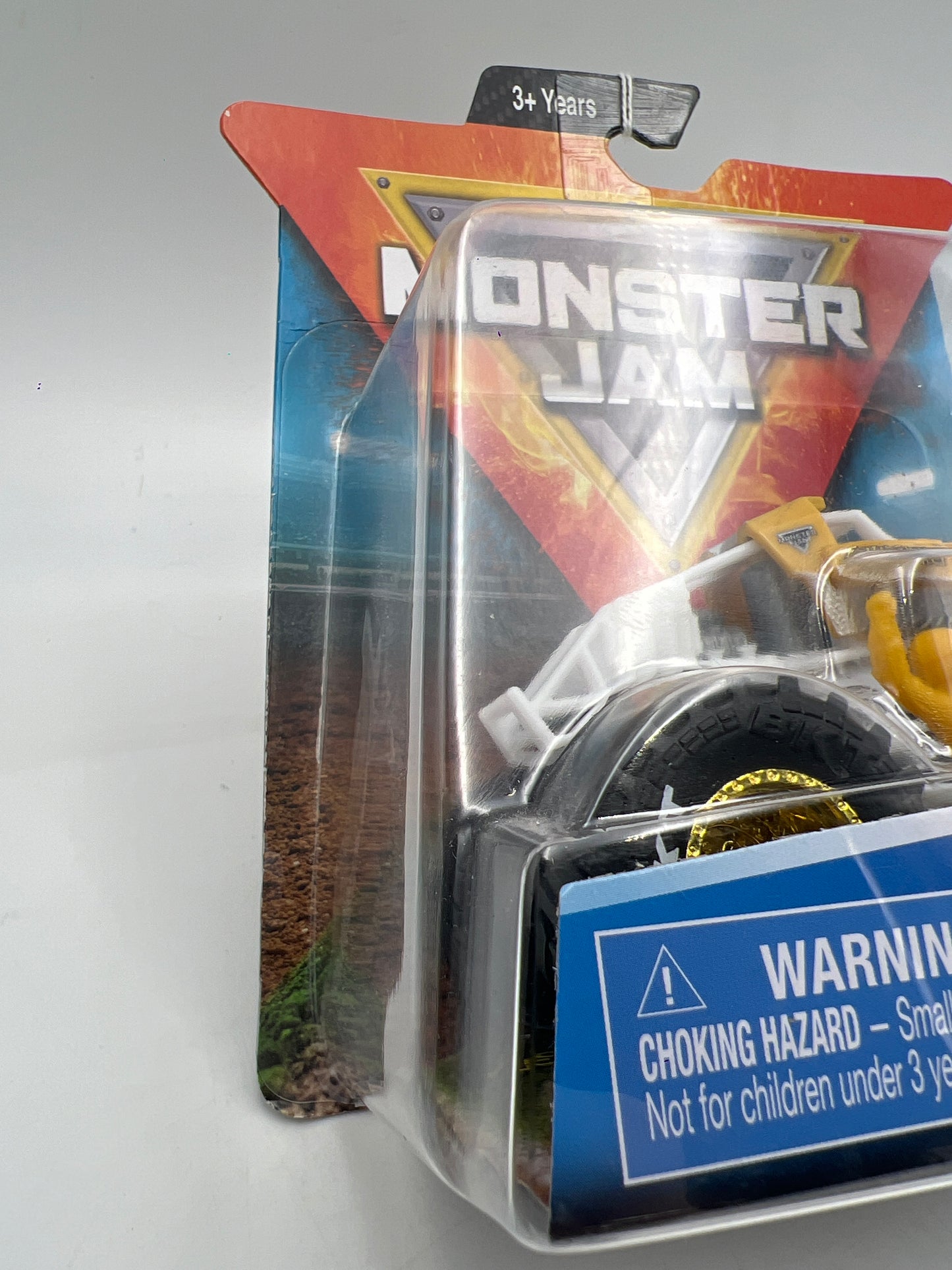 Monster Jam Training Truck CHASE Earth Shaker