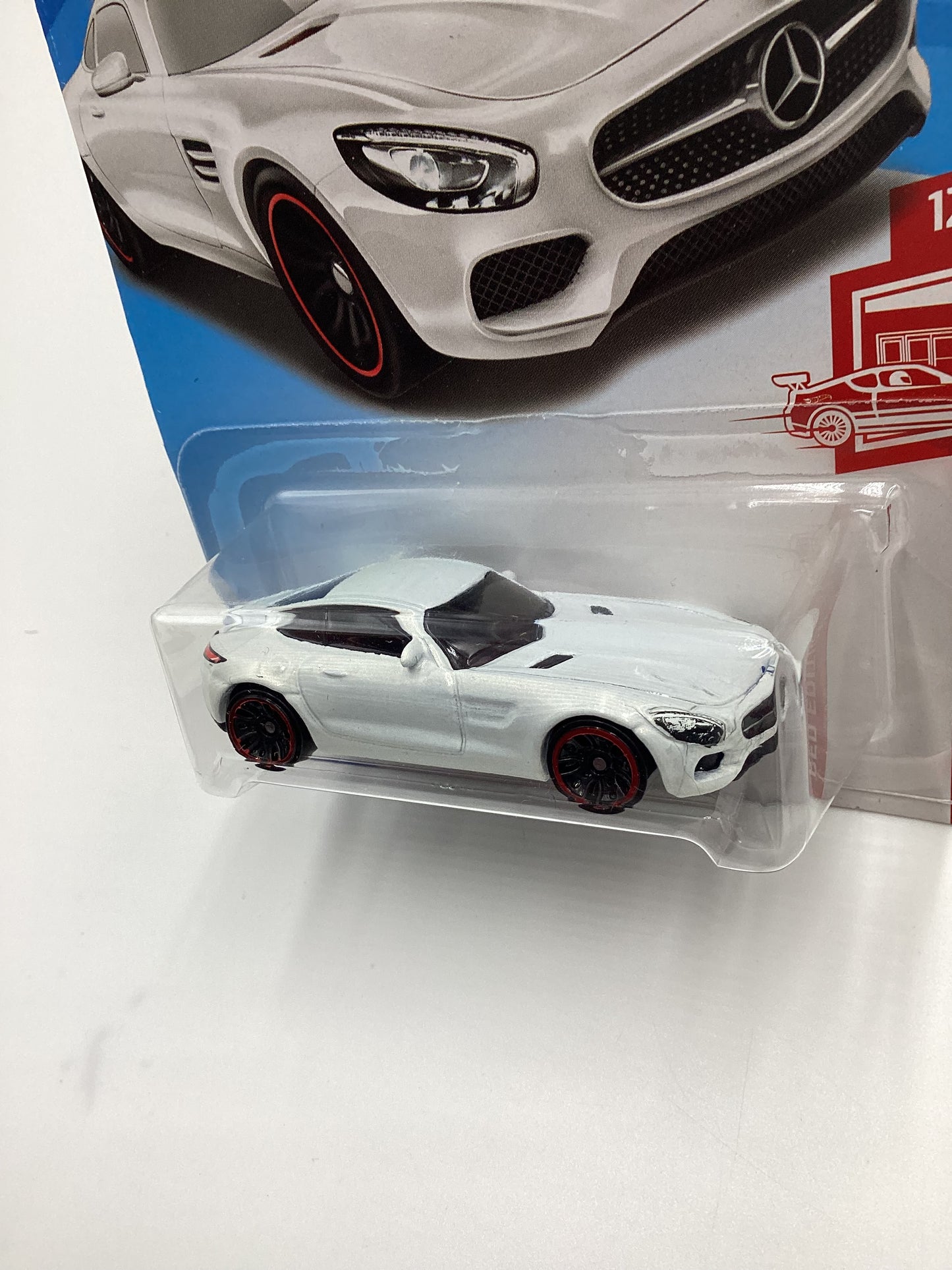 2018 Hot Wheels Red Edition 15 Mercedes - Amg GT 144D