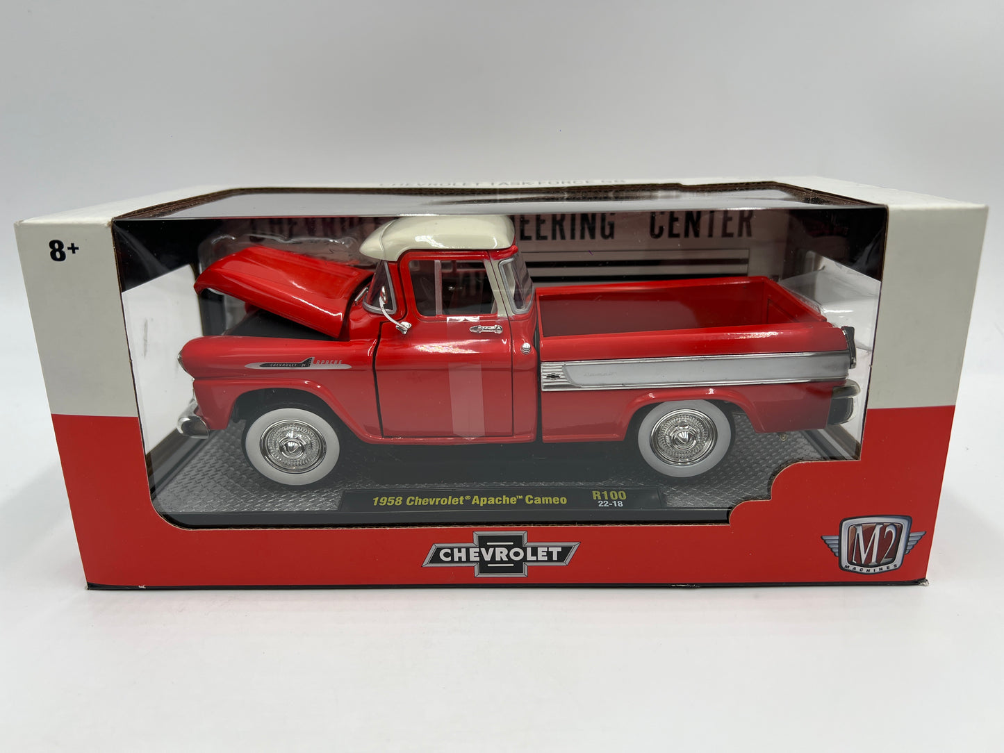 M2 Machines 1/24 Task Force 58 1958 Chevrolet Apache Cameo Red R100