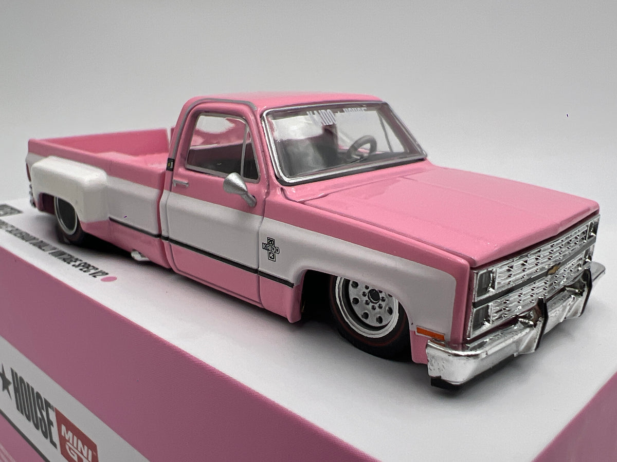 Mini GT x Kaido House #243 Chevrolet Silverado Dually Vintage Spec V2 Pink