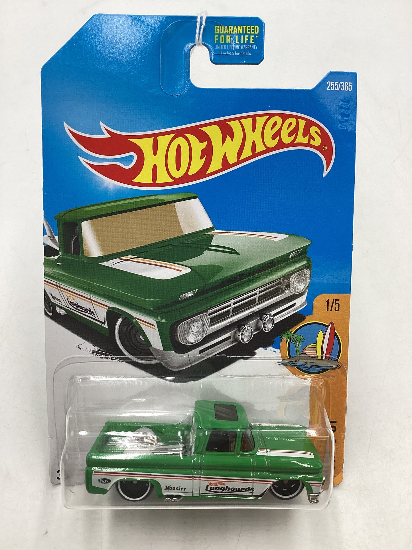 2017 Hot wheels #255 Custom 62 Chevy Pickup Card not perfect 17D