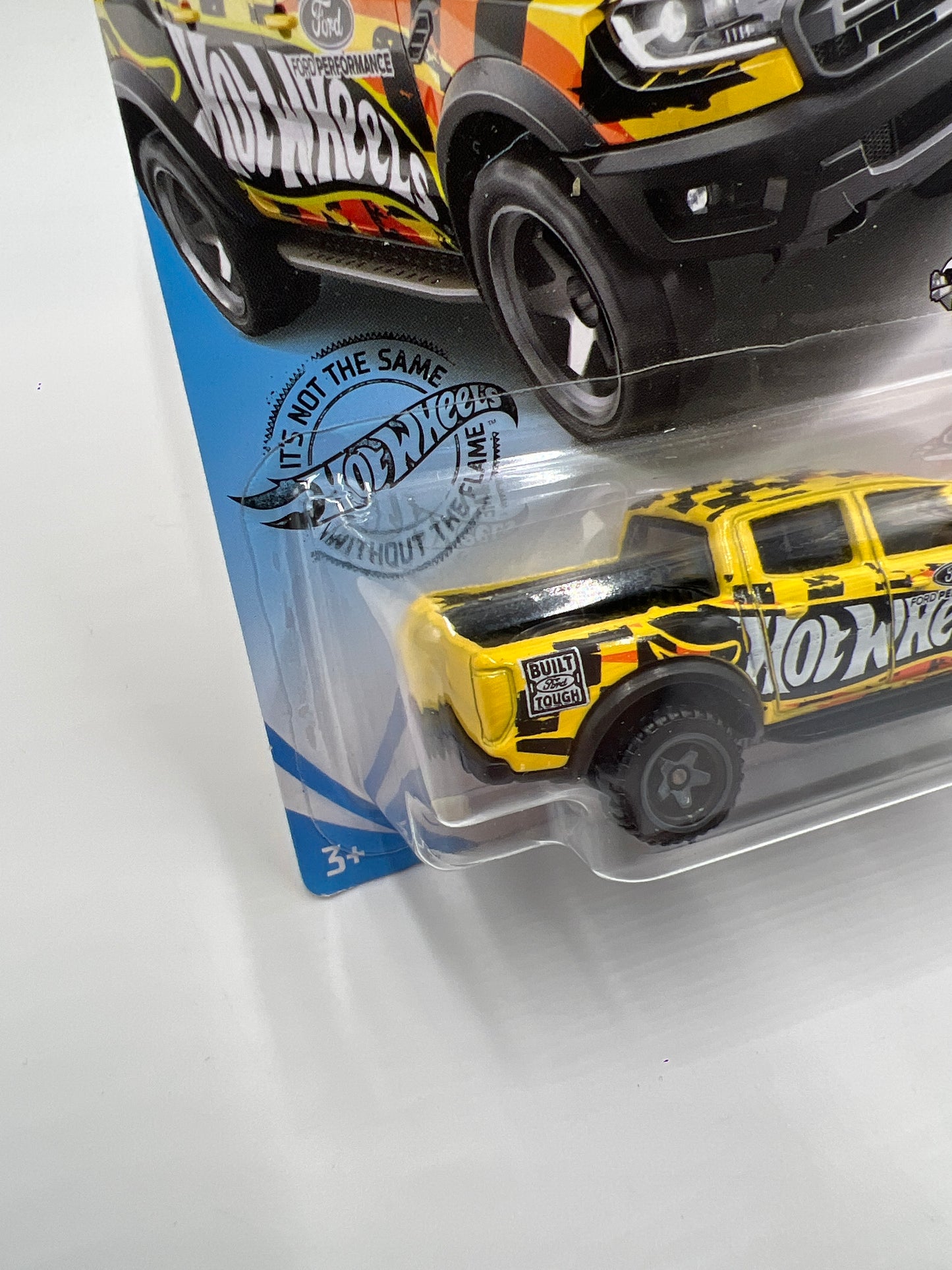 2019 Hot Wheels Hot Trucks #185 19 Ford Ranger Raptor Yellow 25B