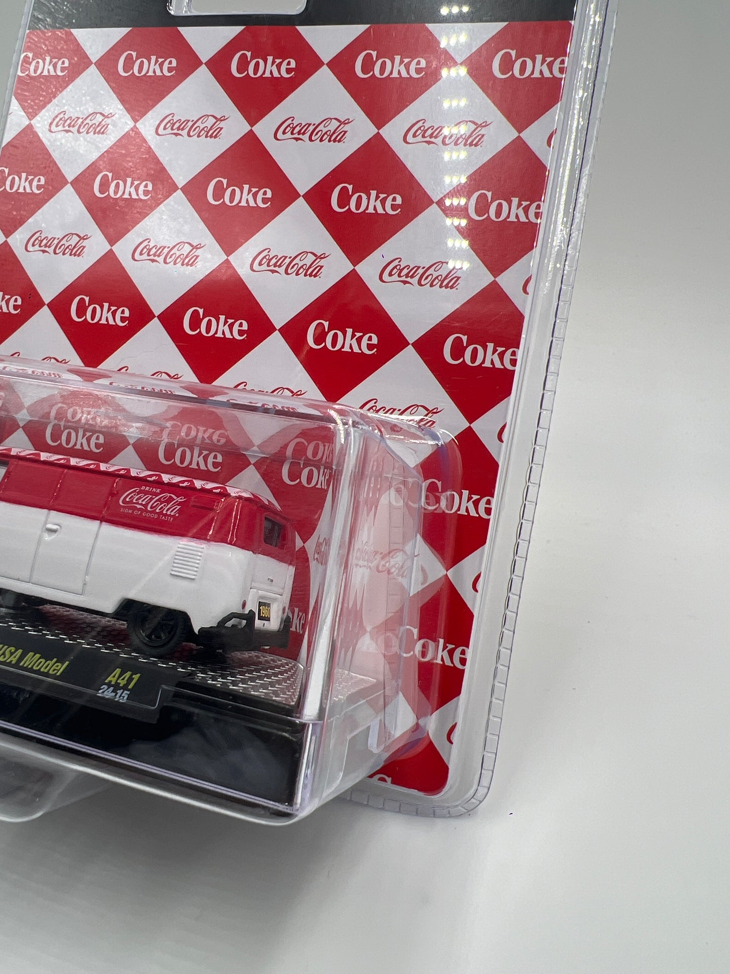 M2 Machines Coca Cola 1960 VW Delivery Van USA Model Red/White A41 201G