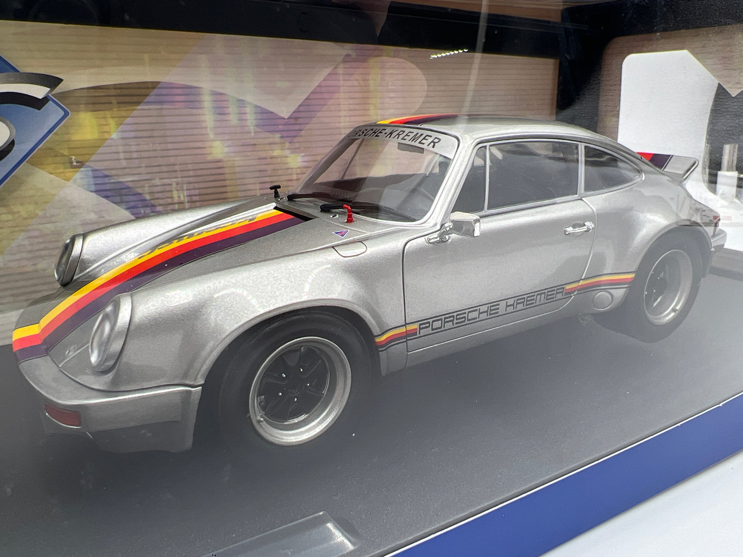 Solido 1:18 Scale Porsche 911 RSR Kremer Silver