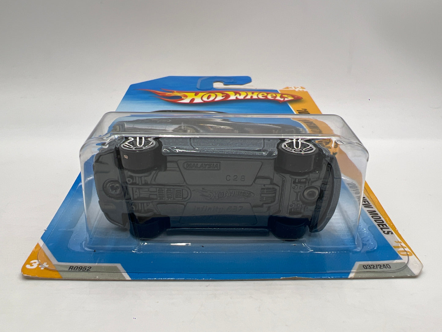 2010 Hot Wheels New Models #32 10 Infiniti G37 Blue W/Protector #2