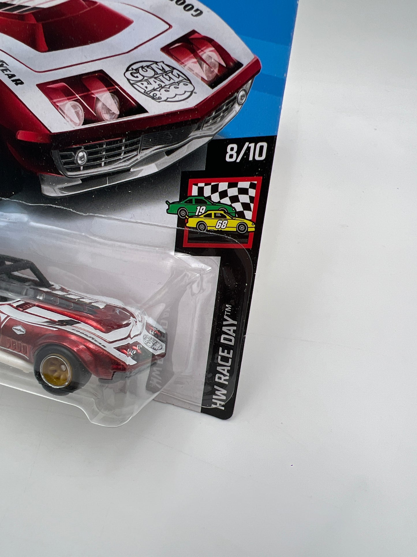 2019 Hot Wheels Super Treasure Hunt #173 69 Corvette Racer Red W/Protector