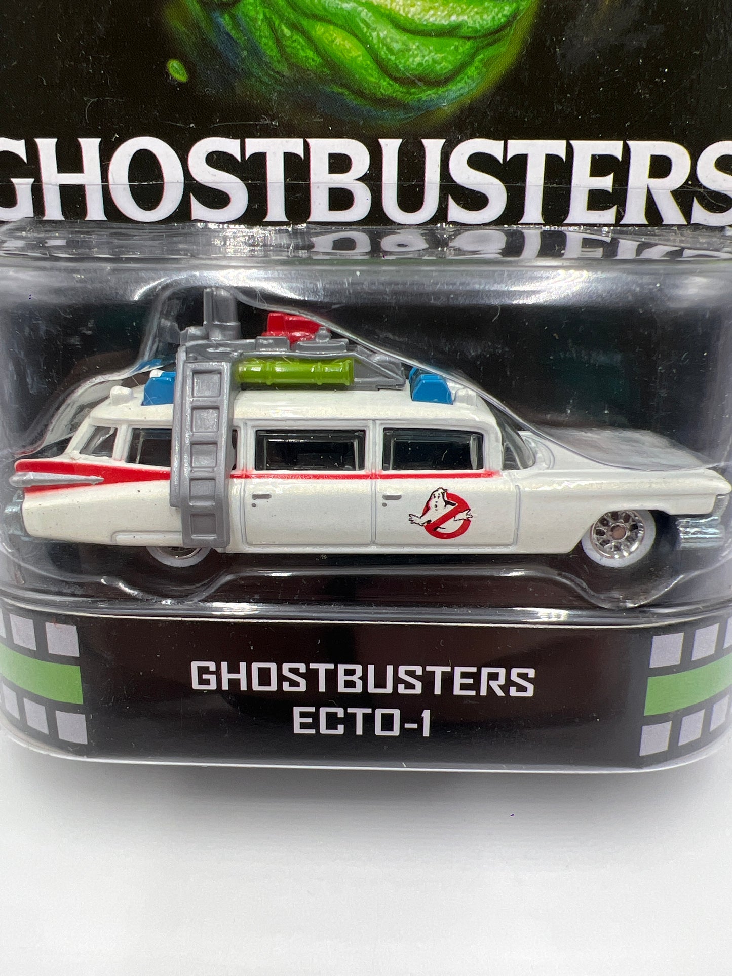 2012 Hot Wheels Retro Entertainment Ghostbusters Ecto-1 White 242C