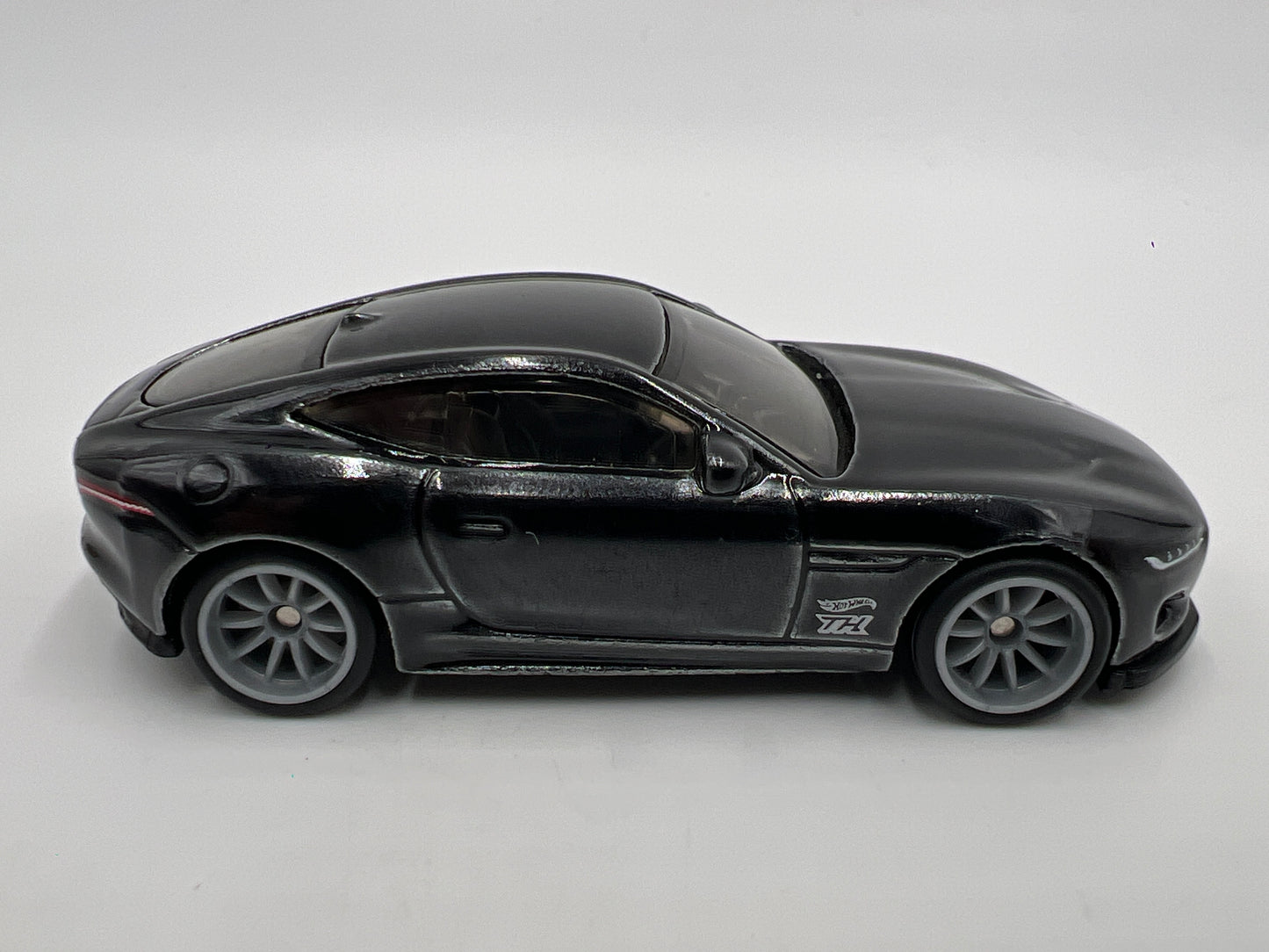 Hot Wheels 1/64 Super Treasure Hunt 2020 Jaguar F-Type Gray Loose