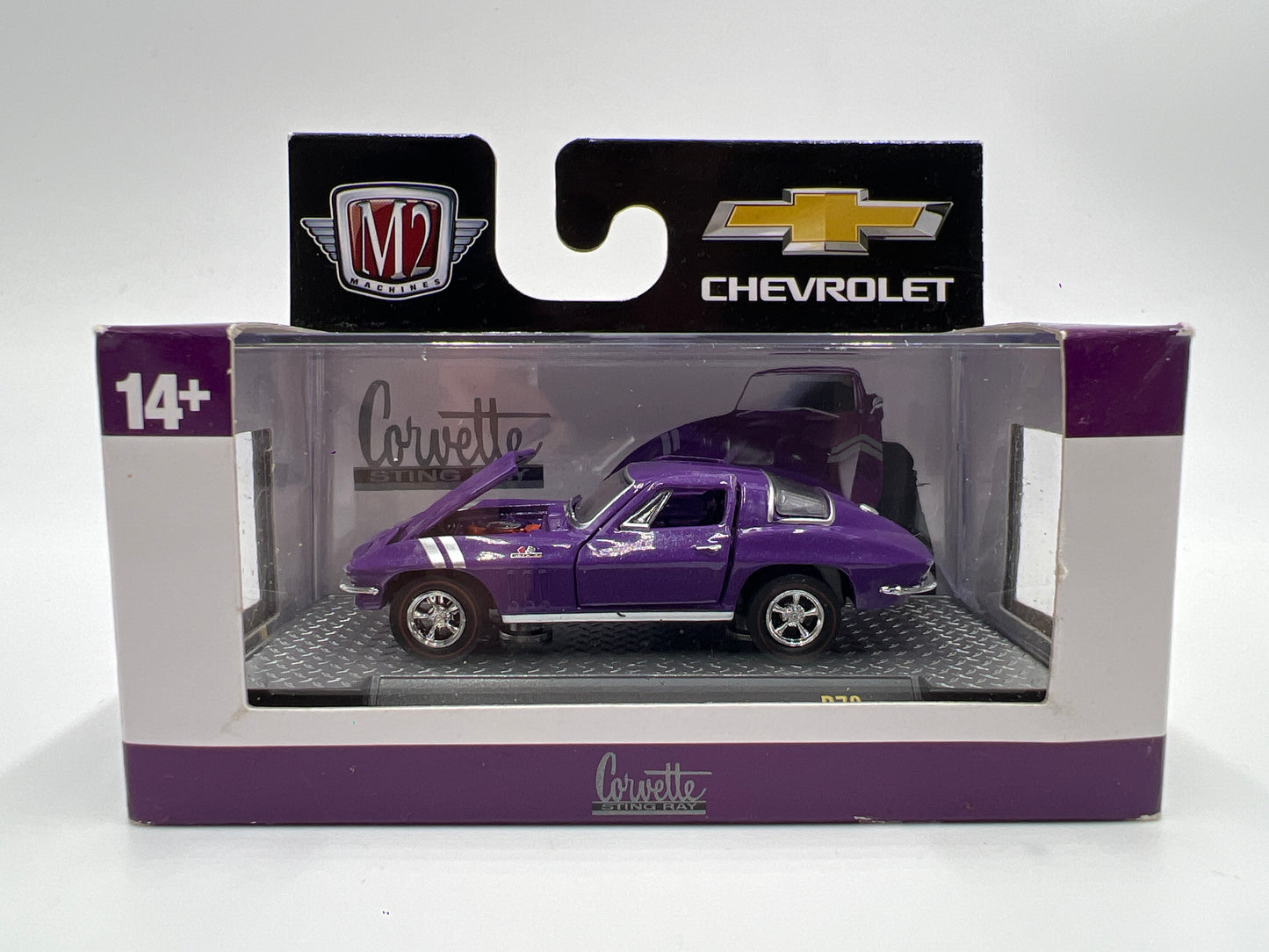 M2 Machines 1966 Chevrolet Corvette 427 Purple R78