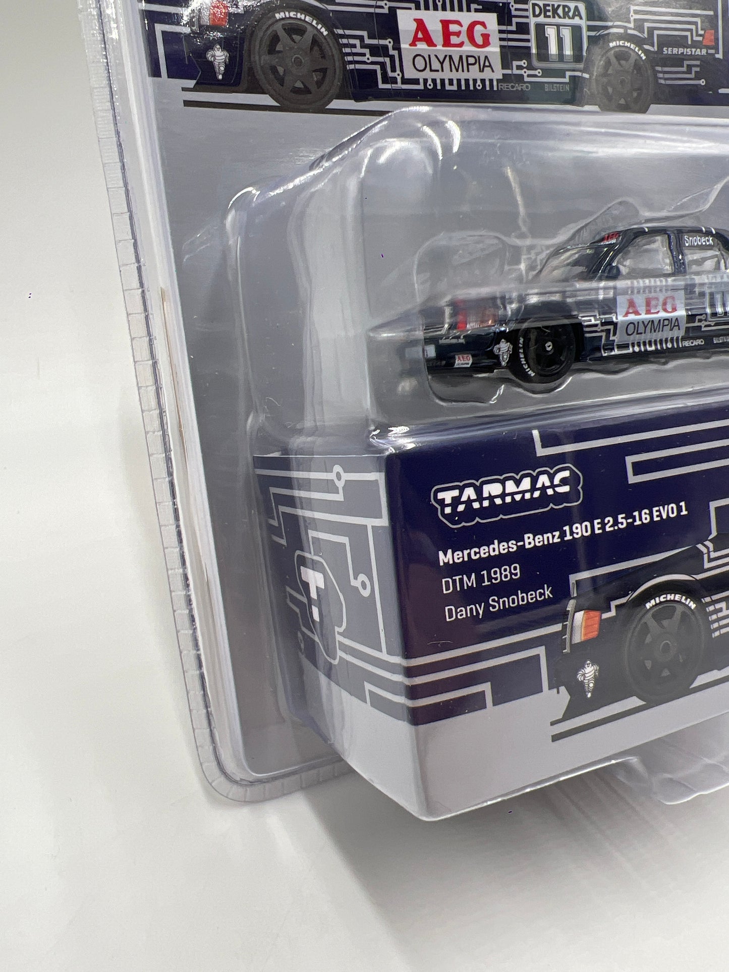 Tarmac Works Mijo Exclusives CHASE Mercedes-Benz 190 E 2.5-16 Evo 1 DTM 1989