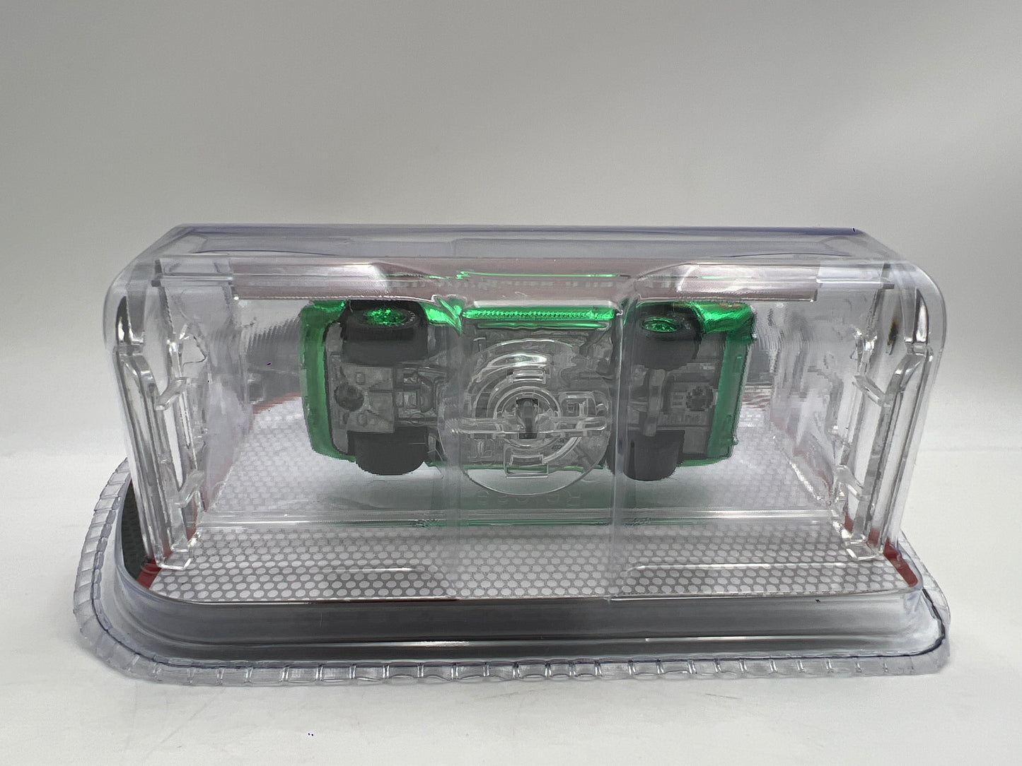 Greenlight Barrett Jackson Series 16 CHASE 1970 Plymouth Cuda AAR Chrome Green