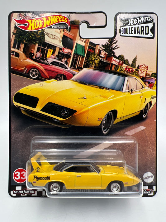 Hot Wheels Premium Boulevard #33 70 Plymouth Superbird Yellow W/Protector