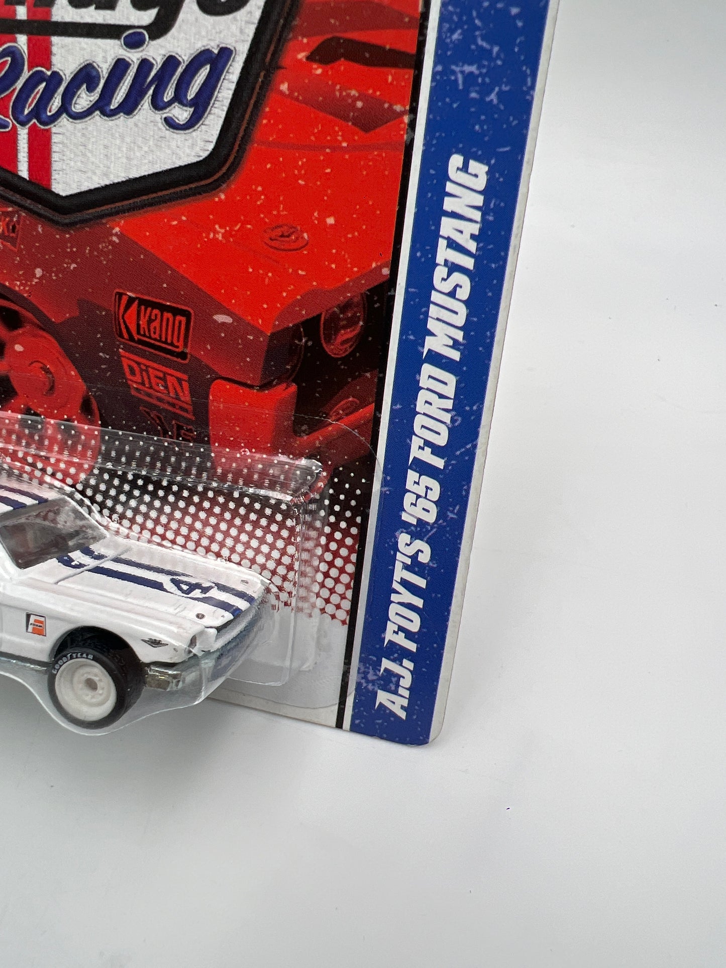 Hot Wheels Premium Vintage Racing #5 AJ Foyts 65 Ford Mustang White W/Protector
