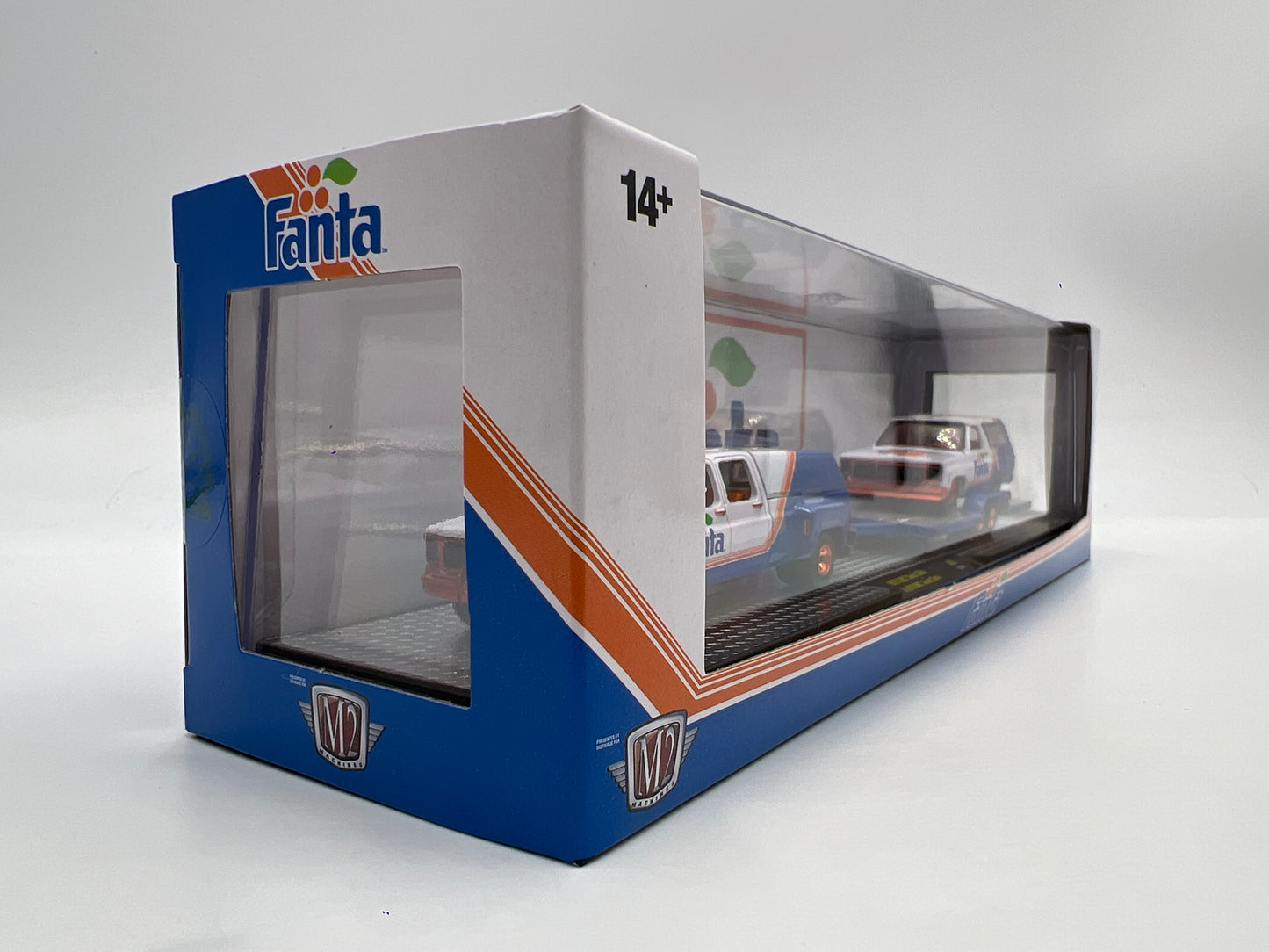 M2 Machines Auto Haulers CHASE Fanta 1973 GMC Sierra 3500 & 1973 GMC Jimmy Sierra S02