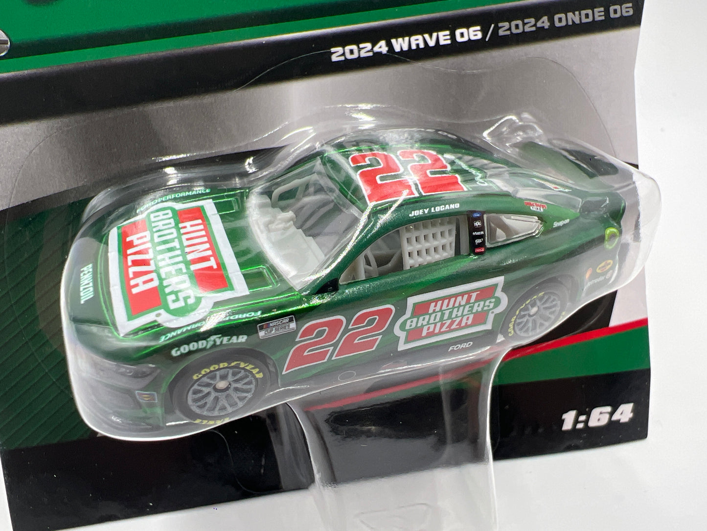 2024 Nascar Authentics Wave 6 #22 CHASE Joey Logano Hunt Brothers Pizza Green