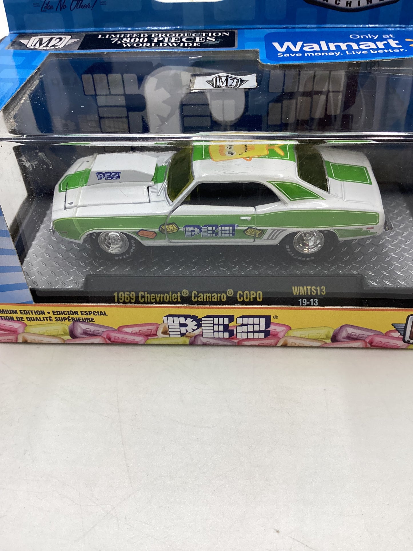 M2 Machines Walmart Exclusive Pez 1969 Chevrolet Camaro Copo White WMTS13