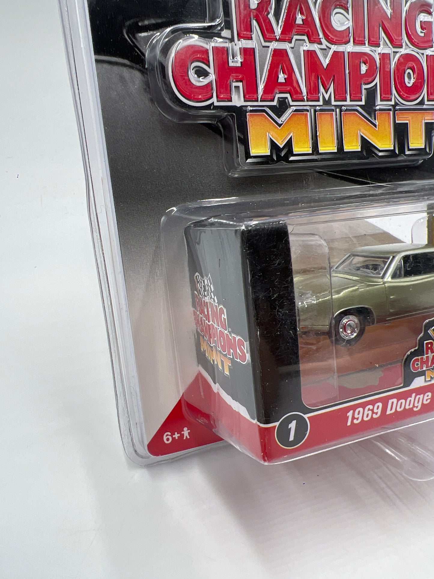 2016 Racing Champions Mint #1 1969 Dodge Charger Daytona Green 180i