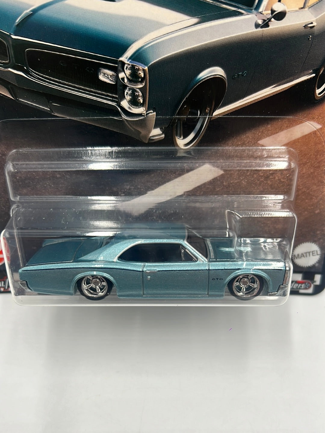 Hot Wheels Premium Boulevard #32 ‘66 Pontiac GTO *Card Off Center* 260G