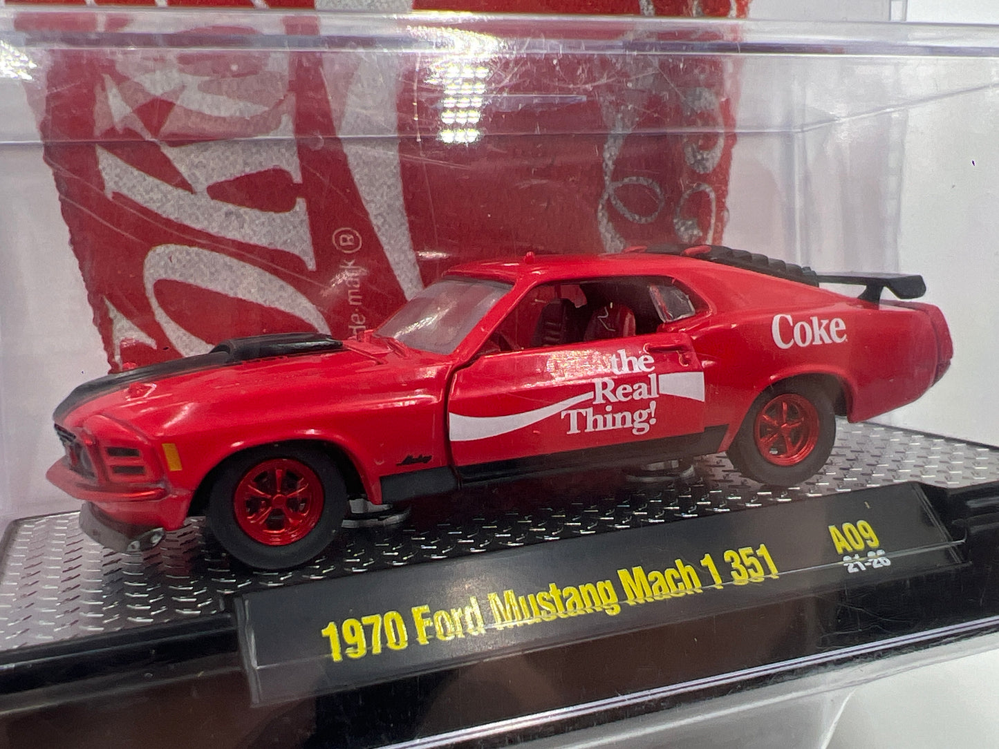 M2 Machines Coca Cola CHASE 1970 Ford Mustang Mach 1 351 Red A09