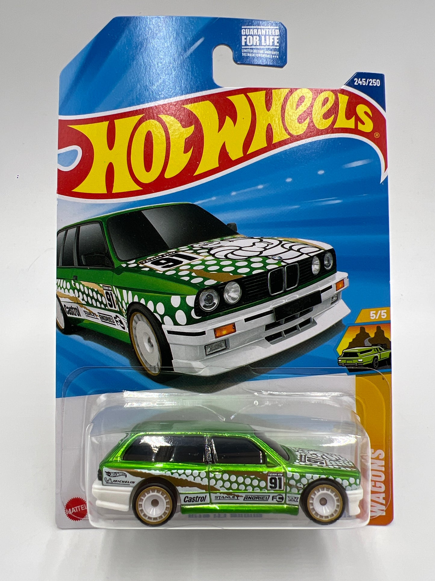 2025 Hot Wheels P Case Super Treasure Hunt #245 BMW M3 Wagon Green W/Protector