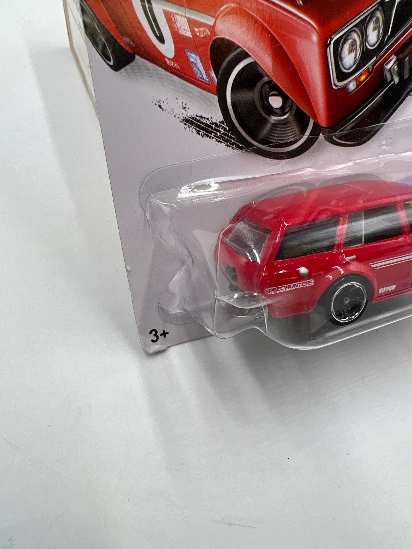 2014 Hot Wheels Workshop #206 71 Datsun Bluebird 510 Wagon Red *Smooth Grille* Blister Damage 88E