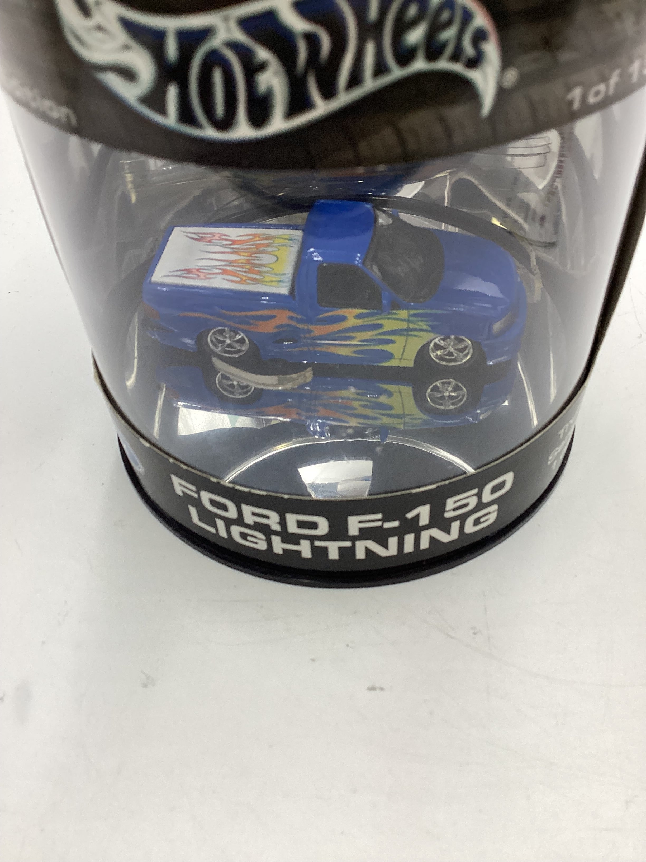 2003 Hot Wheels Oil Can Truck Series 1/15000 Ford F-150 Lightning