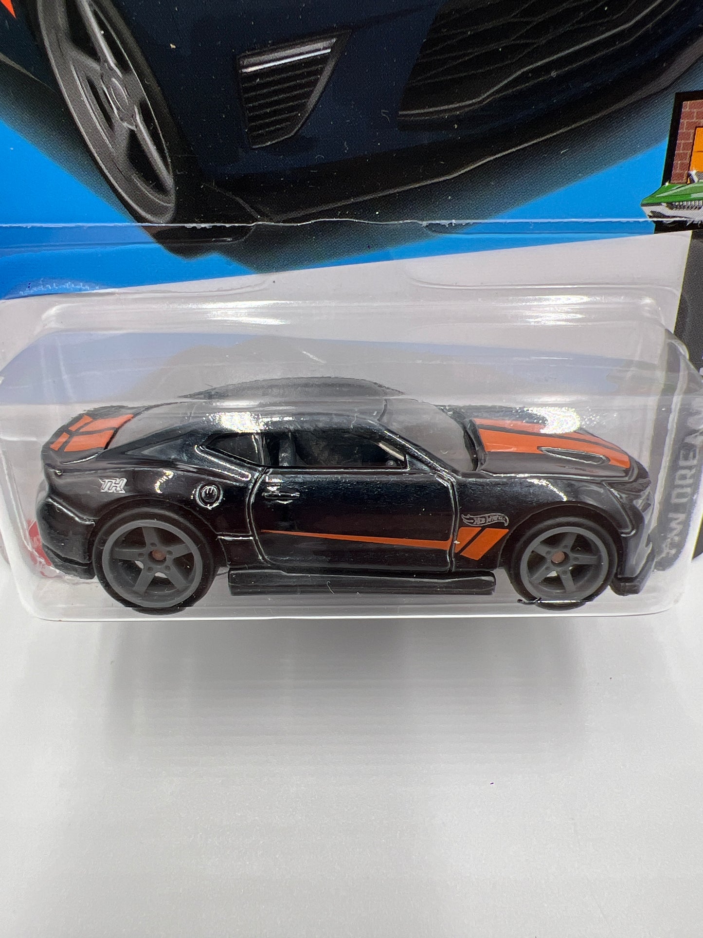 2024 Hot Wheels Super Treasure Hunt #32 18 Camaro SS Black W/Protector